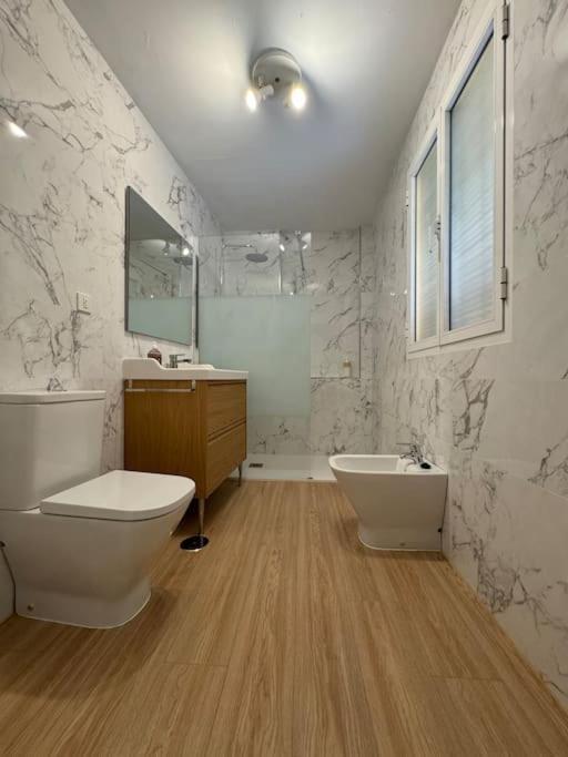 Apartamento En San Bernardo, El Barrio Torero Σεβίλλη Εξωτερικό φωτογραφία